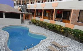 Hotel Garant & Suites